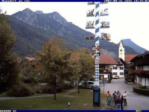 Nussdorfer Gastehaus Hotel Nußdorf am Inn Buitenkant foto